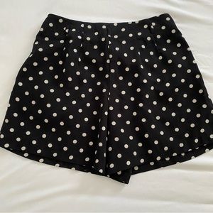 Vintage Forever 21 Polka Dot Shorts w/ Pockets & Belt Loop (S)